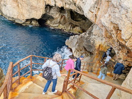Grotte de Neptune