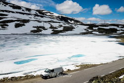 La route de l’Aurelandsfjellet