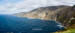 Les Falaises de Slieve League et la Plage de Ba Fhionntra